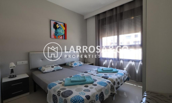Resale - Apartment - Pilar de la Horadada - Costa Blanca