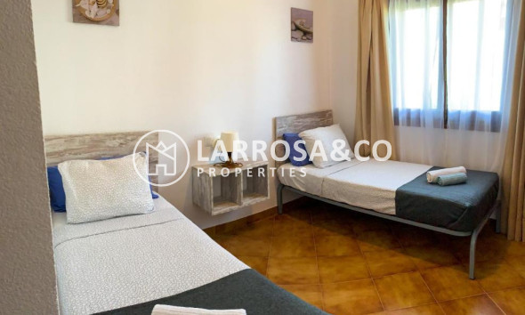 Resale - Apartment - Cabo Roig - Costa blanca