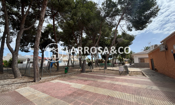 Resale - Semi-detached house - Torrevieja - El limonar