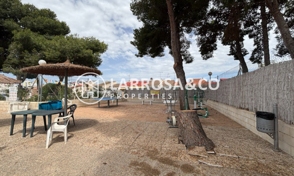 Resale - Semi-detached house - Torrevieja - El limonar
