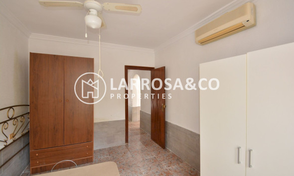Resale - Semi-detached house - Torrevieja - El limonar