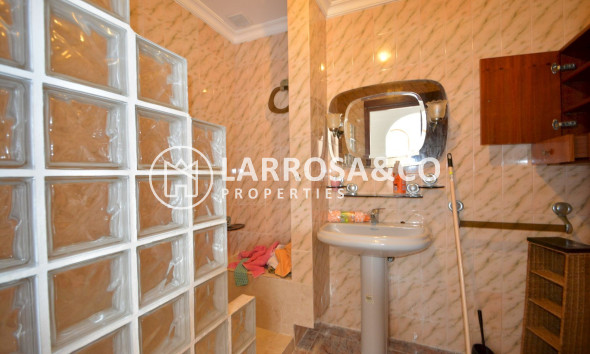 Resale - Semi-detached house - Torrevieja - El limonar