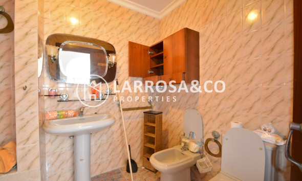 Resale - Semi-detached house - Torrevieja - El limonar