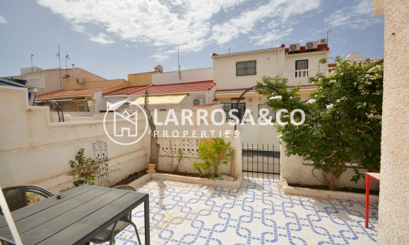 Resale - Semi-detached house - Torrevieja - El limonar
