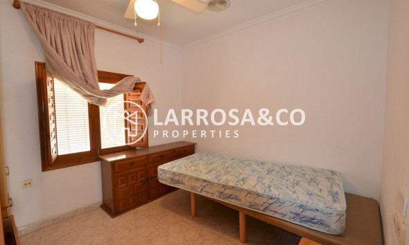 Resale - Semi-detached house - Torrevieja - El limonar