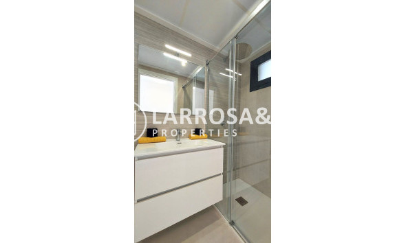 Reventa - Apartamento - Villamartin - Costa Blanca