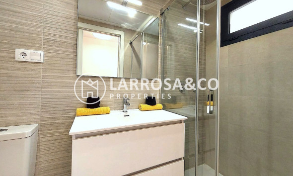 Reventa - Apartamento - Villamartin - Costa Blanca