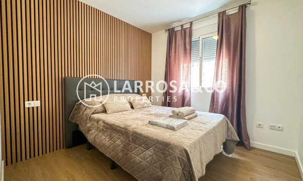 Resale - Semi-detached house - San Miguel de Salinas - El galán