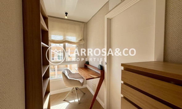 Herverkoop - Apartment - Guardamar del Segura - Centro