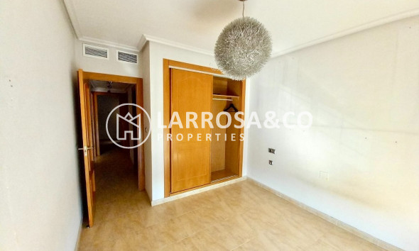 Resale - Apartment - Almoradí - Inland