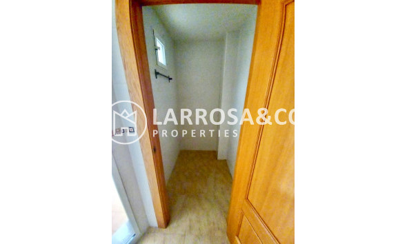 Resale - Apartment - Almoradí - Inland