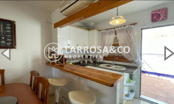 Resale - Semi-detached house - Pilar de la Horadada - Pueblo Latino