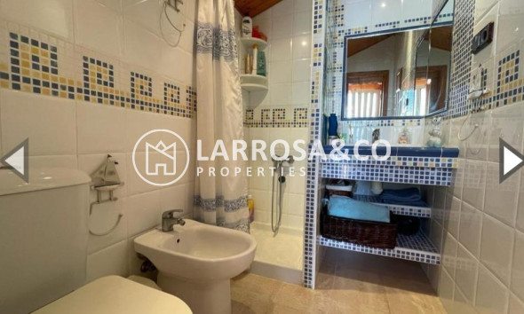 Resale - Semi-detached house - Pilar de la Horadada - Pueblo Latino