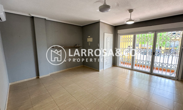 Herverkoop - Bungalow - Daya Nueva - Costa Blanca