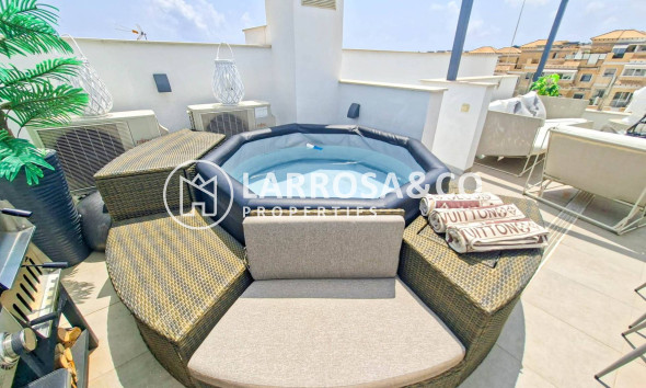 Resale - Detached House/Villa - Villamartin - Costa Blanca