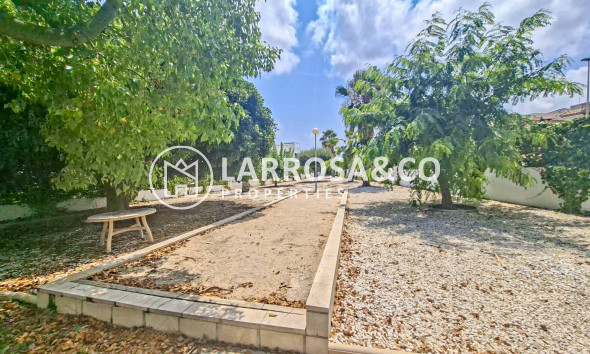 Resale - Detached House/Villa - Villamartin - Costa Blanca
