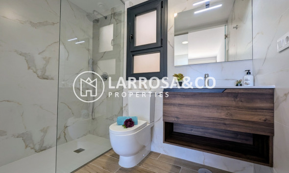 Herverkoop - Penthouse  - Villamartin - Costa Blanca