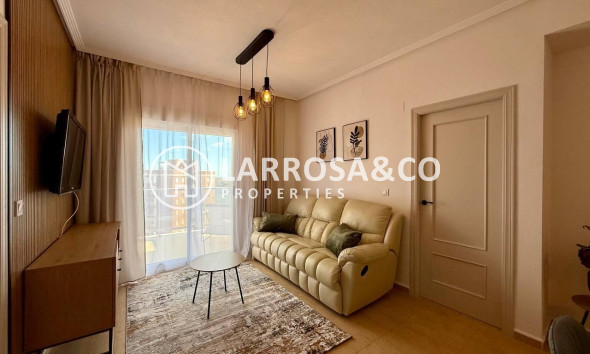Resale - Apartment - Guardamar del Segura - Puerto