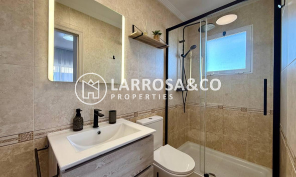 Resale - Apartment - Guardamar del Segura - Puerto