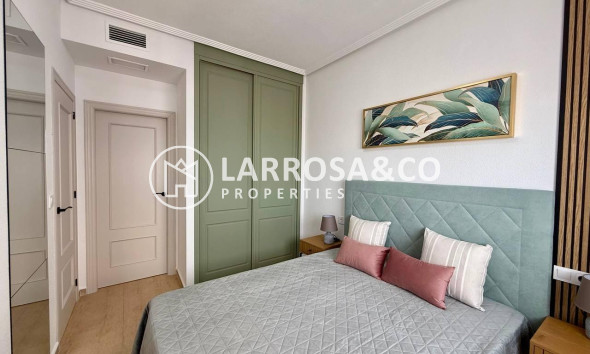 Resale - Apartment - Guardamar del Segura - Puerto