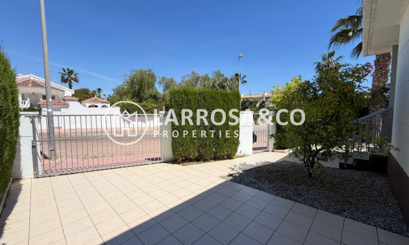 A Vendre - Villa - Ciudad Quesada - DOÑA PEPA
