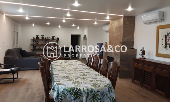 Resale - Detached House/Villa - San Miguel de Salinas - Inland