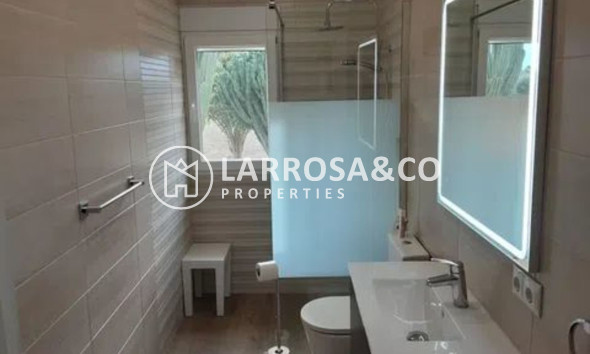 Resale - Detached House/Villa - San Miguel de Salinas - Inland