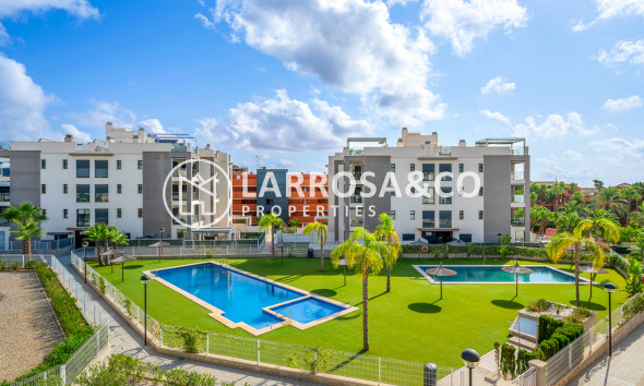 Resale - Apartment - Villamartin - Costa Blanca