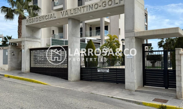 Resale - Apartment - Villamartin - Costa Blanca