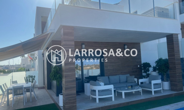 Reventa - Chalet - Los Montesinos - Costa Blanca