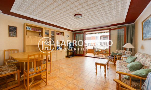 Herverkoop - Apartment - Torrevieja - Playa del Acequión