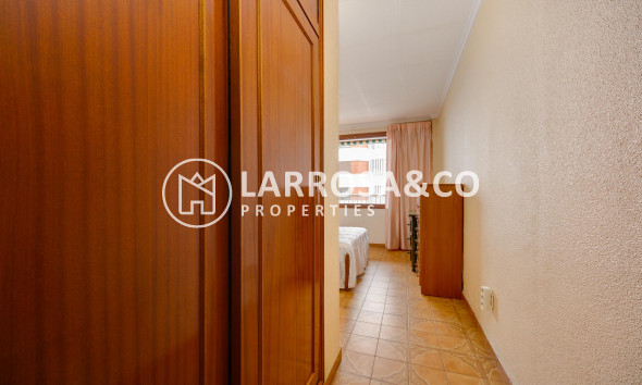 Herverkoop - Apartment - Torrevieja - Playa del Acequión