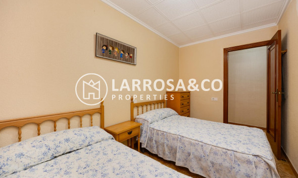 Herverkoop - Apartment - Torrevieja - Playa del Acequión