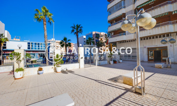Herverkoop - Apartment - Torrevieja - Playa del Acequión