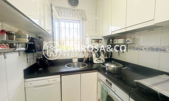 Herverkoop - Bungalow - Torrevieja - Aguas Nuevas