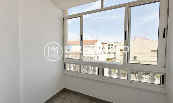 Resale - Apartment - Torrevieja - torrevieja