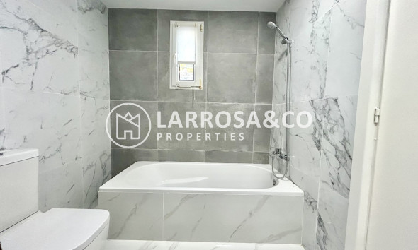 Reventa - Chalet - Villamartin - Costa Blanca