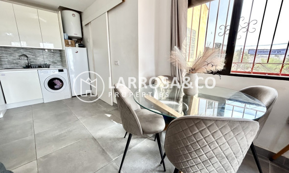 Resale - Detached House/Villa - Villamartin - Costa Blanca