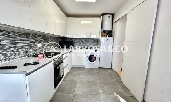 Resale - Detached House/Villa - Villamartin - Costa Blanca