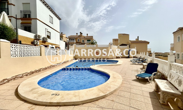 Resale - Detached House/Villa - Villamartin - Costa Blanca