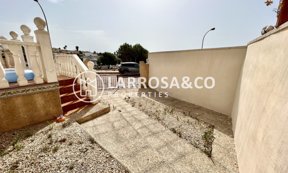 Resale - Detached House/Villa - Villamartin - Costa Blanca