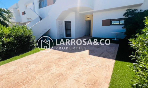 Вторичный рынок - Квартира - Vistabella Golf Entre Naranjos - Inland