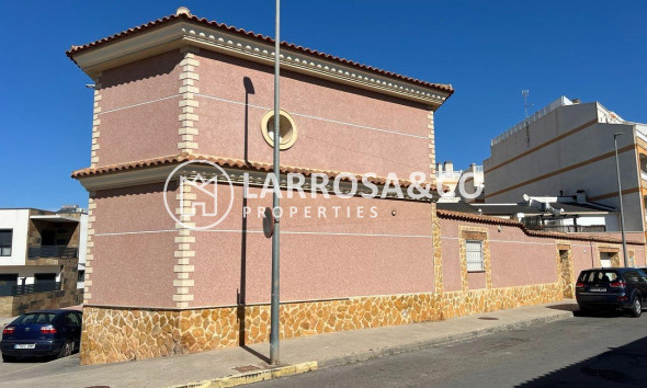 Вторичный рынок - Дом - Formentera del Segura - C- Cooperativa