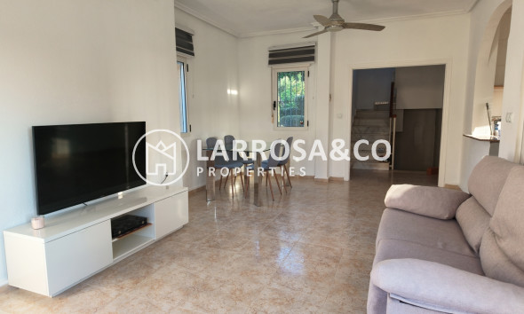 Resale - Detached House/Villa - Villamartin - Costa Blanca