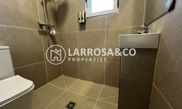Resale - Detached House/Villa - Villamartin - Costa Blanca