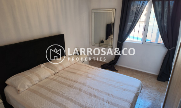 Resale - Detached House/Villa - Villamartin - Costa Blanca