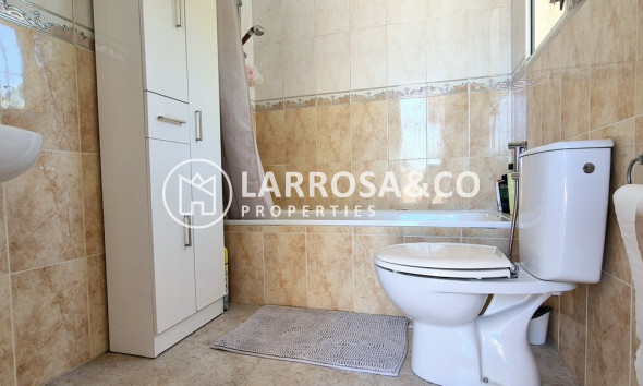 Resale - Detached House/Villa - Villamartin - Costa Blanca