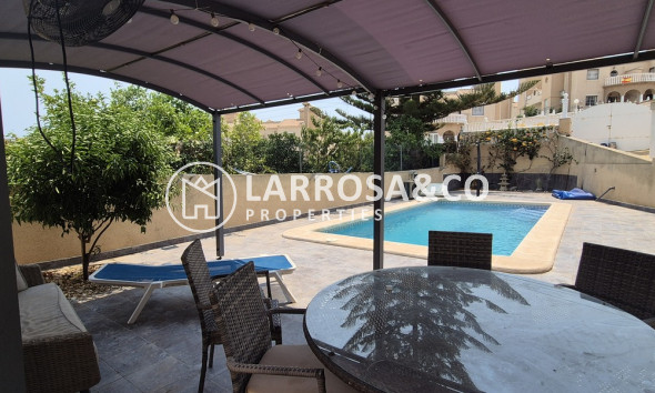 Resale - Detached House/Villa - Villamartin - Costa Blanca