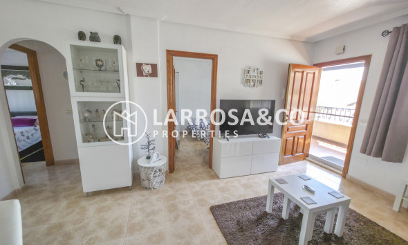 Resale - Apartment - Villamartin - Costa Blanca