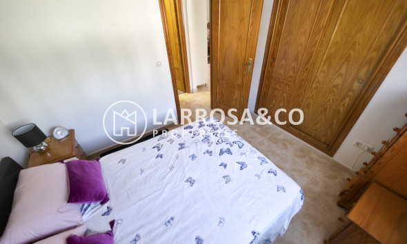 Resale - Apartment - Villamartin - Costa Blanca
